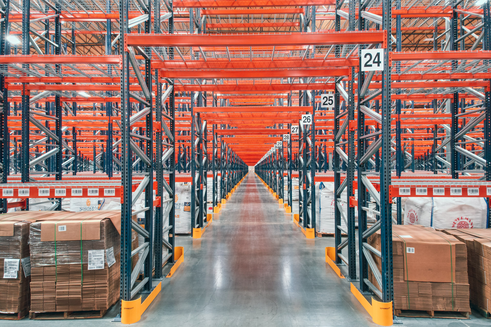 Industrial pallet racking installation in Estero warehouse